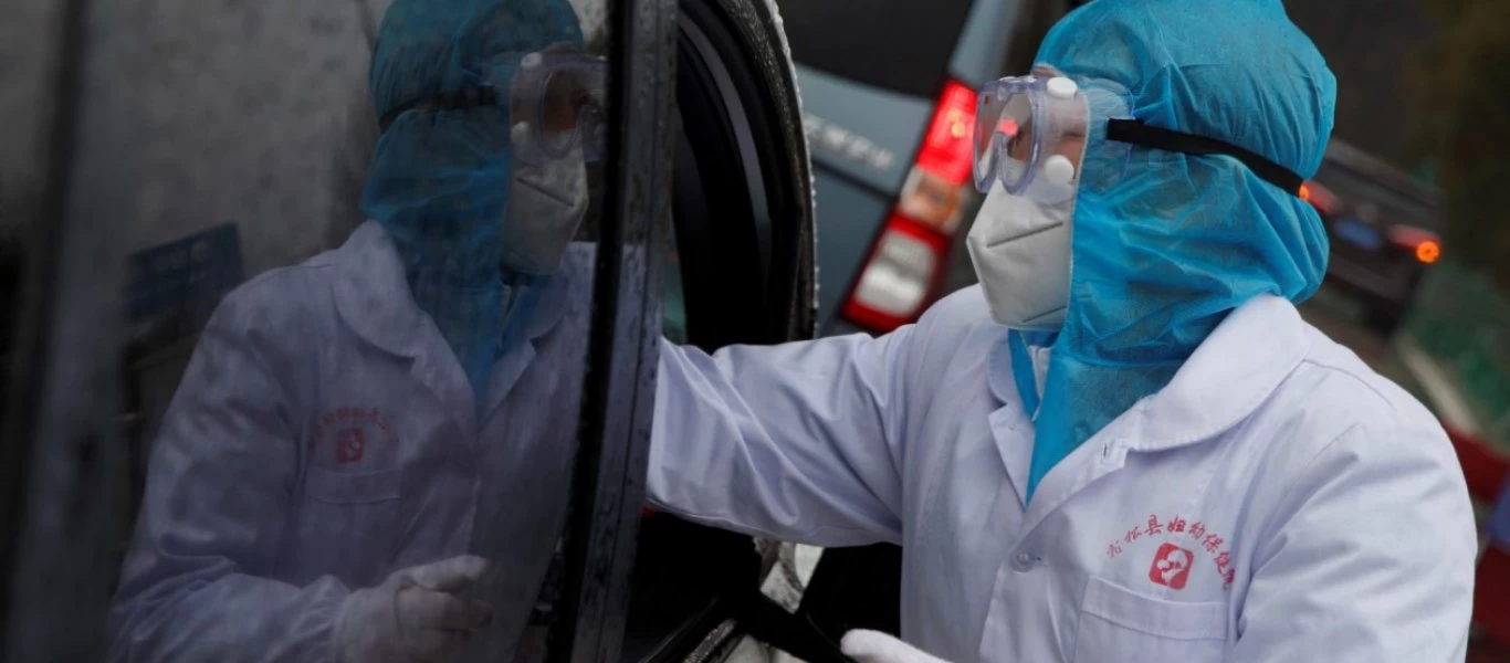 Κορωνοϊός: 44 νεκροί και 327 νέα κρούσματα σε ένα 24ωρο στην Κίνα